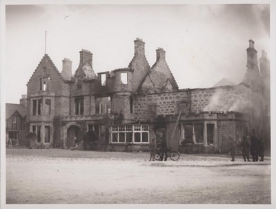Sutherland Arms Hotel after fire 1941