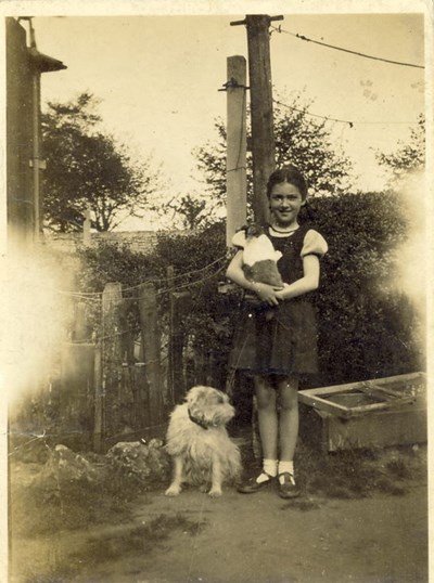 Bobbe McCulloch daughter of Robert G McCulloch 1942