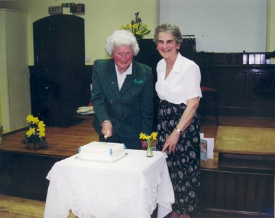 Dornoch SWRI Cutting of the 75th anniversary cake