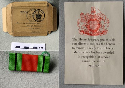 WW2 Defence Medal ribbon and box