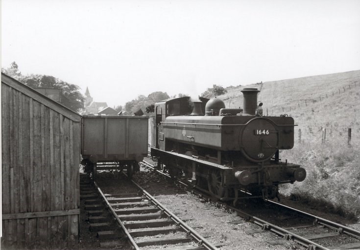 Dornoch Light Railway photographs - Dornoch siding