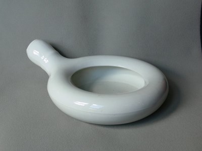 Ceramic bedpan