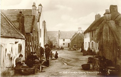 Fishing scenes around Scotland - 'In the fishertown, Cromarty'