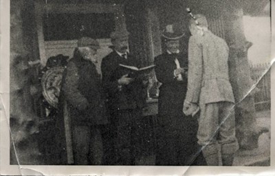 Mrs Carnegie presenting golf prizes c 1900