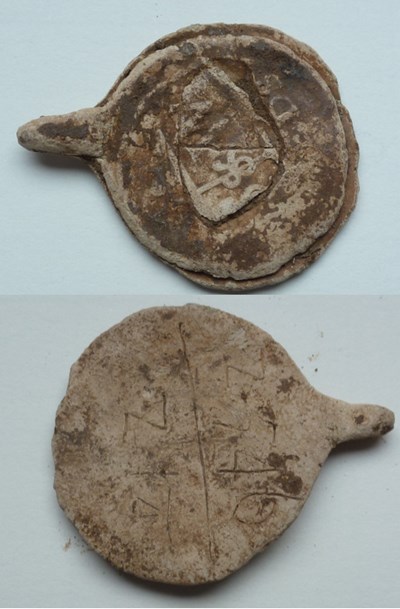 Cloth seal head c 17th century