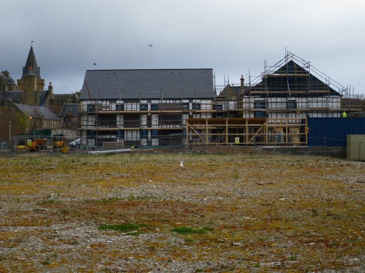 Tiling and cladding of  UHI student accommodation