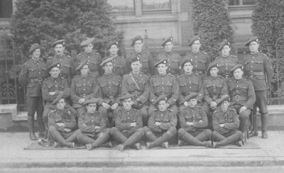 5th Seaforth Highlanders Platoon group photograh