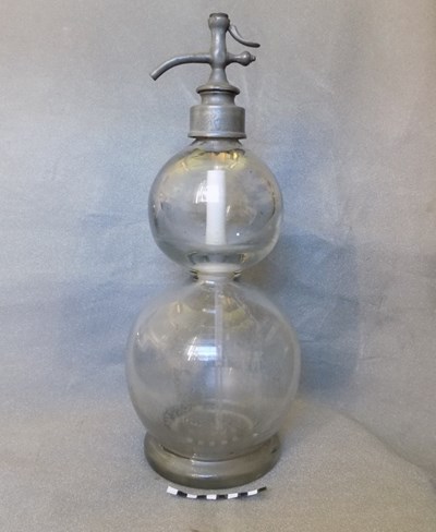 A large twin bulb soda syphon