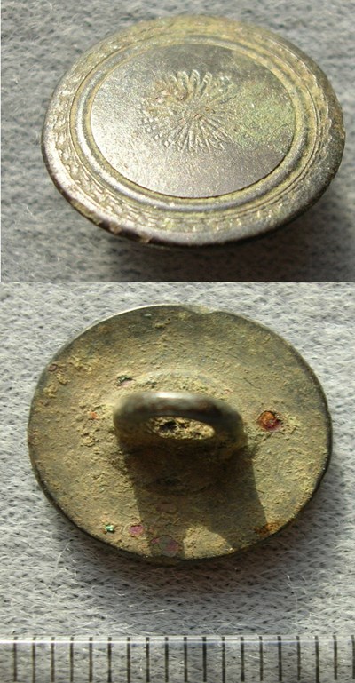 Decorated button found at Burghfield