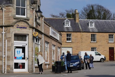 Queue with 2m social distancing at Co-op Store