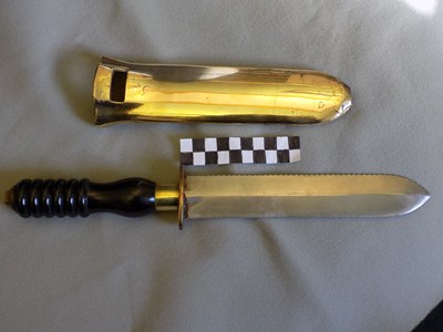 Diver's knife