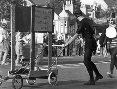 'White Lining' -  pram race Dornoch Festival week