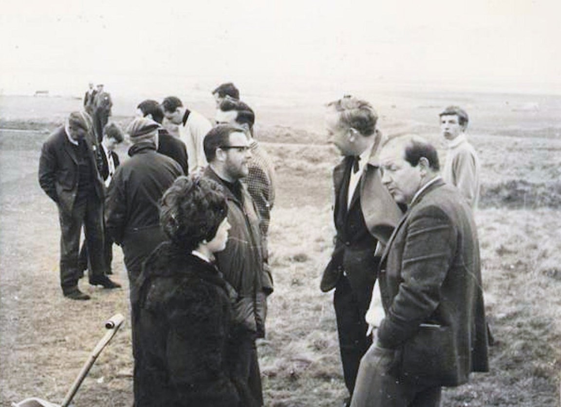 Gathering of spectators at Royal Dornoch