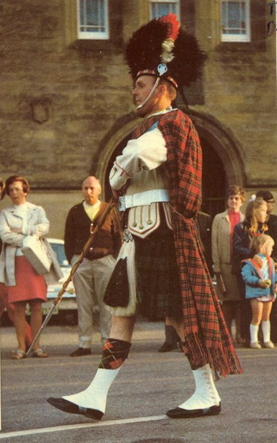 Sinclair Gunn Dornoch Drum Major