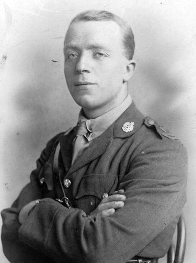 Portrait of an officer WW1 - Robert Grant