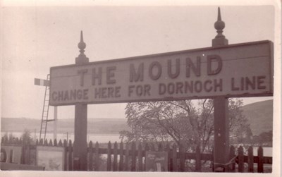 The Mound ~ Station sign