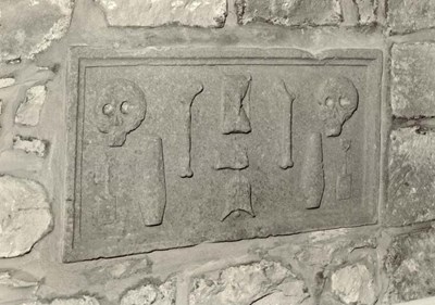 Dornoch Cathedral ~ detail of mortality stone