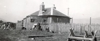 Skelbo level crossing gatehouse