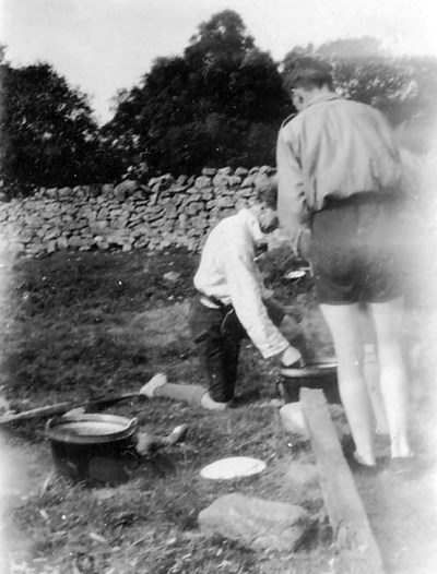 Scout 'billie' can cooking or washing up