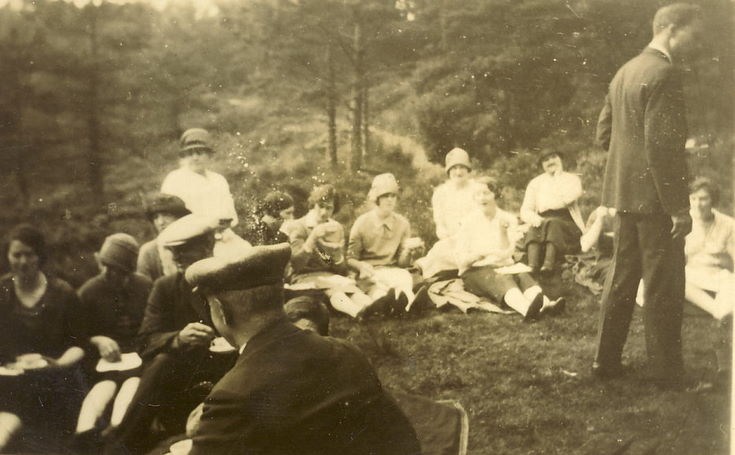 Picnic at Fairy Glen c 1930
