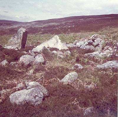 Chambered Tomb at Ascoile ~ Cairn Alt a'Mhuilnn