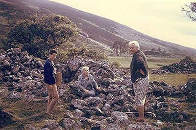 Chambered Tomb at Salzcraggie ~ Ruins of Long Cairn