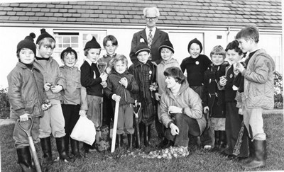 Dornoch Cubs and Brownies 1988-89