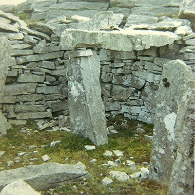 Round House (Eriboll?) ~ inside, showing east shelter