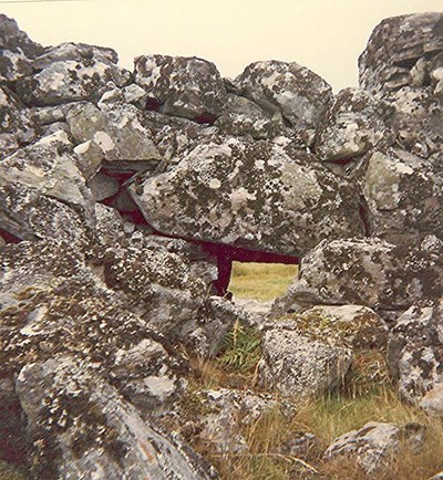 Broch at Ferenach, Borrobol ~ Entrance inside