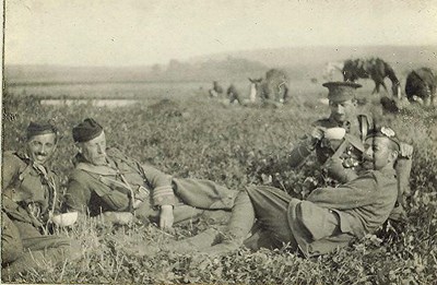 Officer group at halt during retreat from Mons