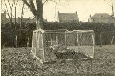 Full view Stirling's grave.  ‘Moat' farm