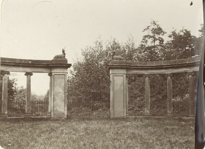 Monument/gates with stags sculpture