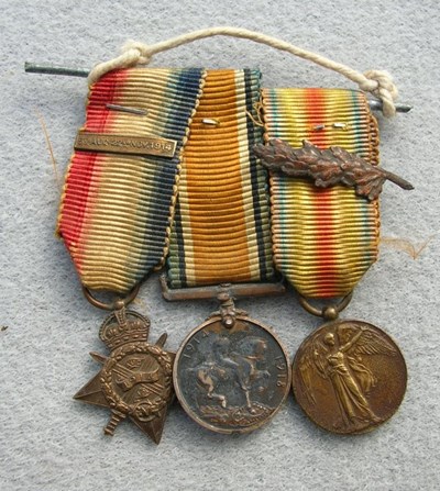 World War 1 Minature Medal set awarded to Capt Rose