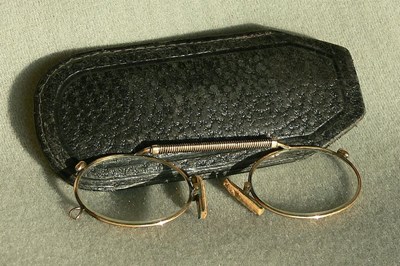 Pince-nez in case