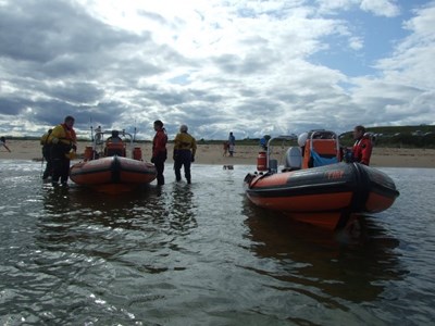 ERSA recovering boats at Dornoch Beach